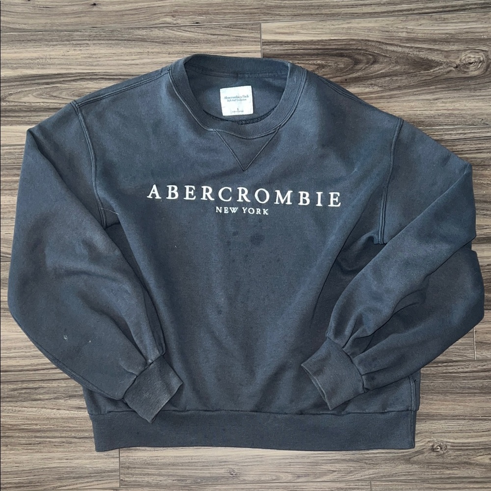 Abercrombie & Fitch Men's Crewneck Sweatshirt - Charcoal